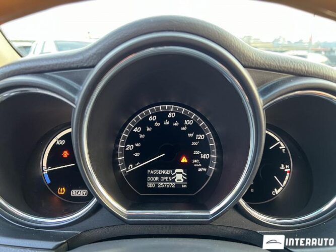 Lexus RX 400h 41 interauto-car