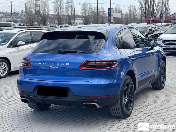 Porsche Macan 31 interauto-car
