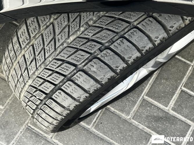 Mercedes E 200 45 interauto-car