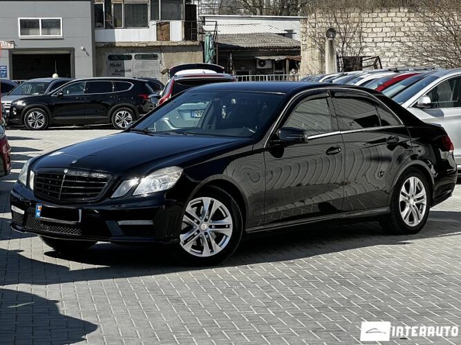 Mercedes E 200 29 interauto-car