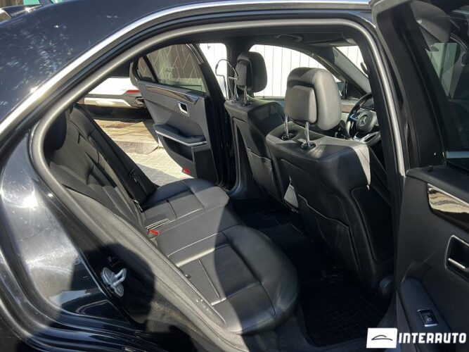 Mercedes E 200 43 interauto-car