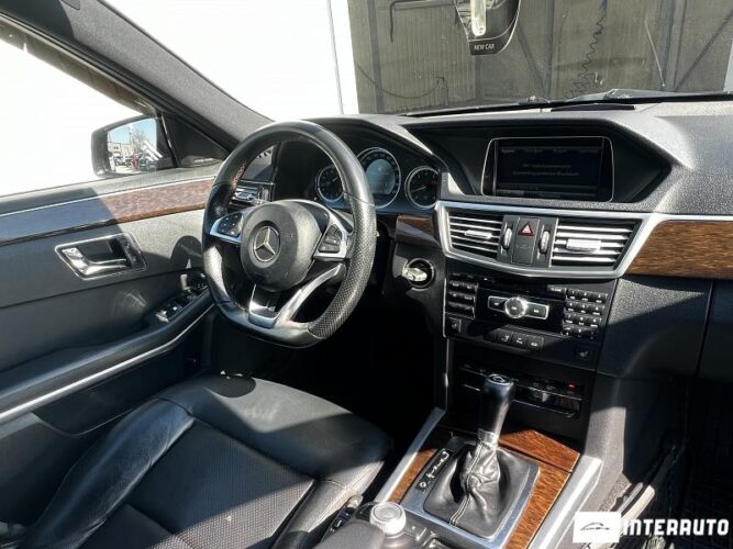 Mercedes E 200 36 interauto-car