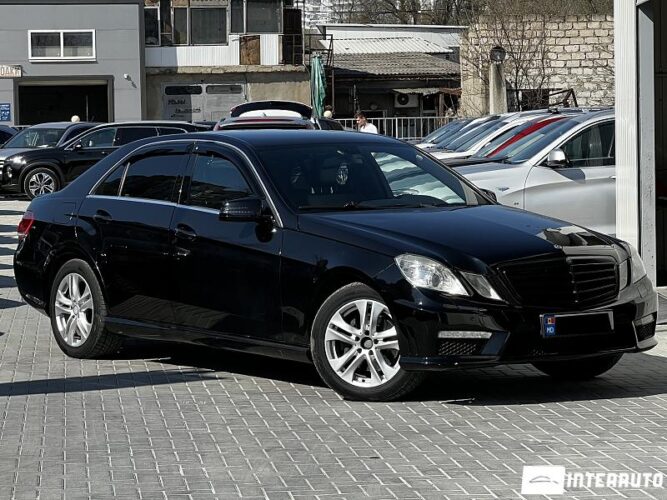 Mercedes E 200 31 interauto-car