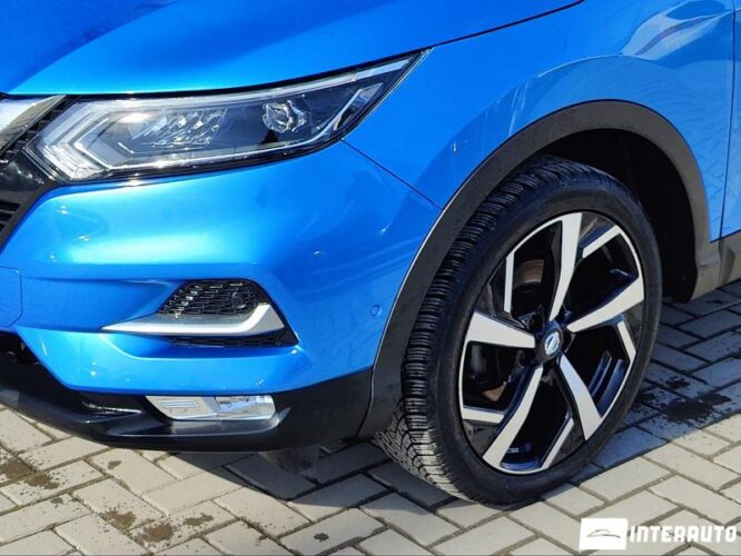 Nissan Qashqai 44 interauto-car