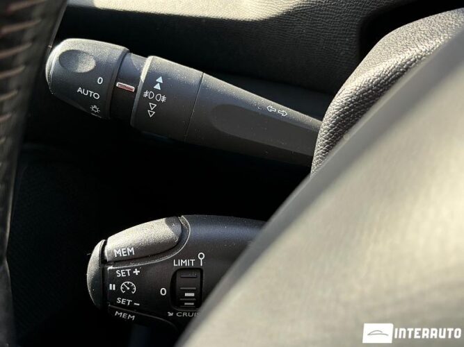 Peugeot 308 46 interauto-car