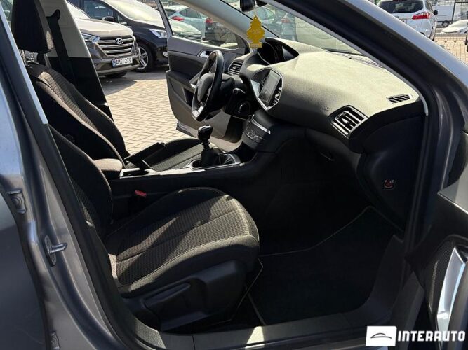 Peugeot 308 43 interauto-car