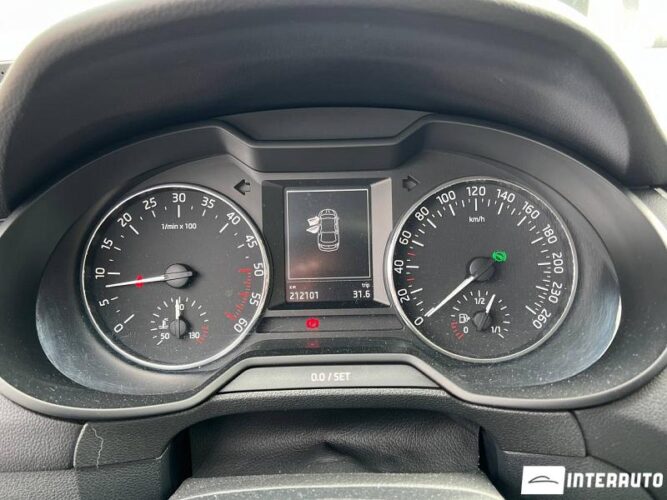 Skoda Octavia 33 interauto-car