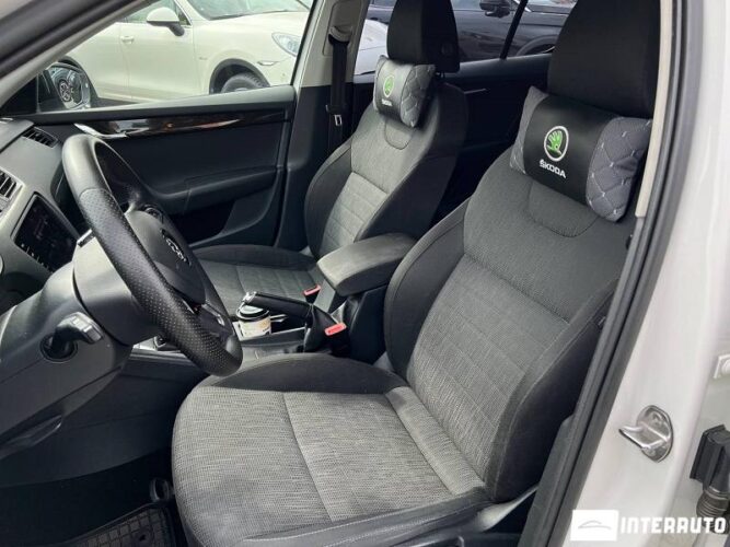 Skoda Octavia 30 interauto-car