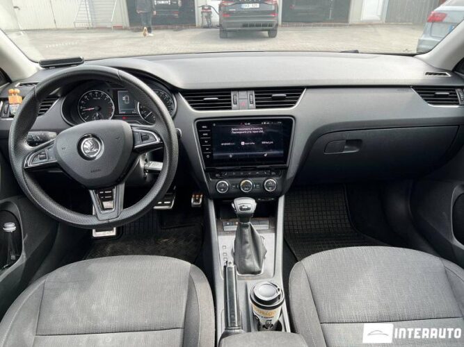 Skoda Octavia 31 interauto-car