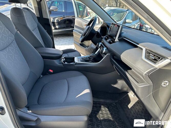 Toyota Rav-4 49 interauto-car