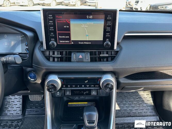 Toyota Rav-4 46 interauto-car