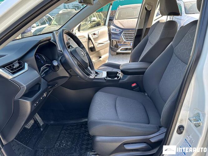 Toyota Rav-4 40 interauto-car