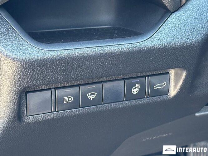 Toyota Rav-4 54 interauto-car