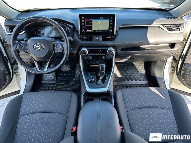 Toyota Rav-4 42 interauto-car