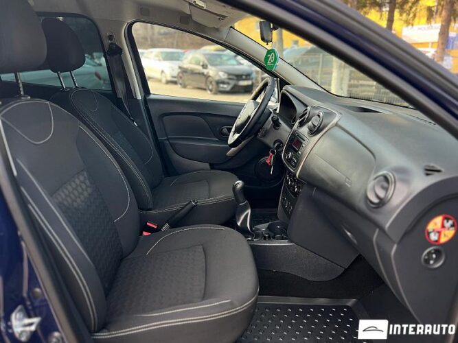 Dacia Sandero 35 interauto-car