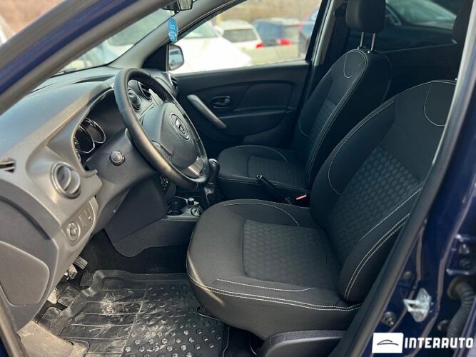 Dacia Sandero 29 interauto-car