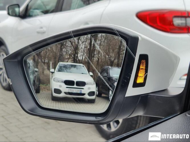 Skoda Superb 64 interauto-car