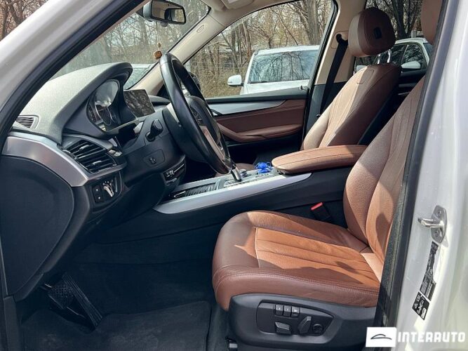 BMW X5 2.5D 34 interauto-car