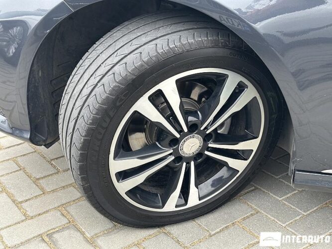 Mercedes E 220 47 interauto-car