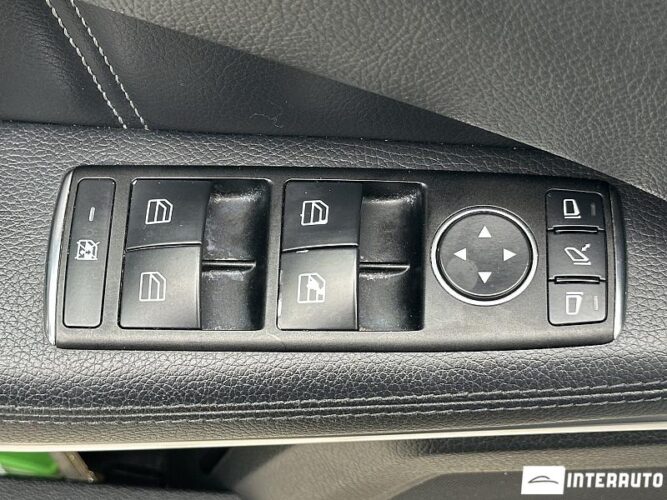 Mercedes E 220 50 interauto-car