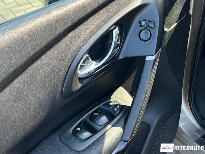 Renault Kadjar 33 interauto-car