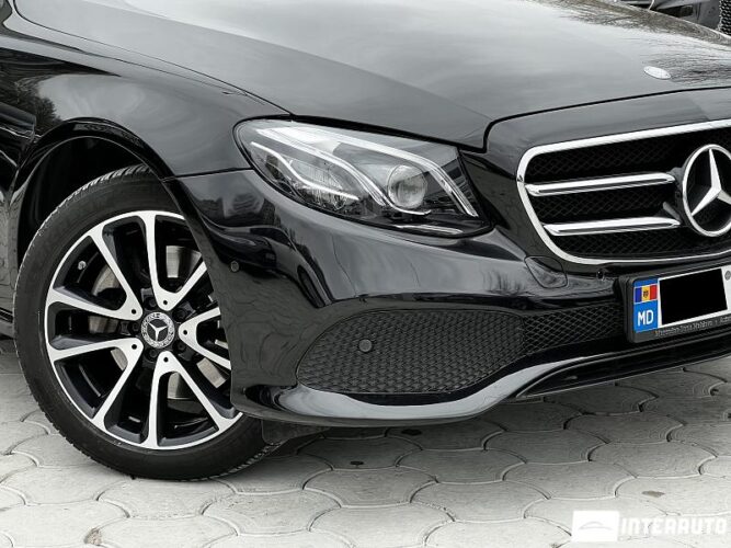 Mercedes E 200 36 interauto-car