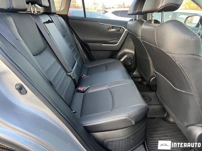 Toyota Rav-4 64 interauto-car