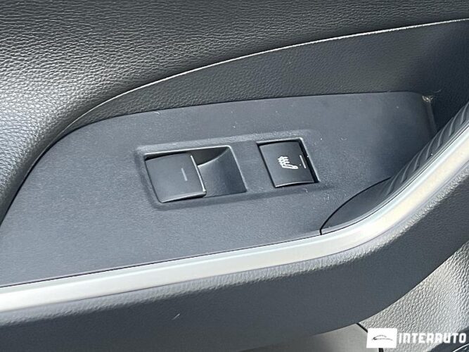 Toyota Rav-4 63 interauto-car