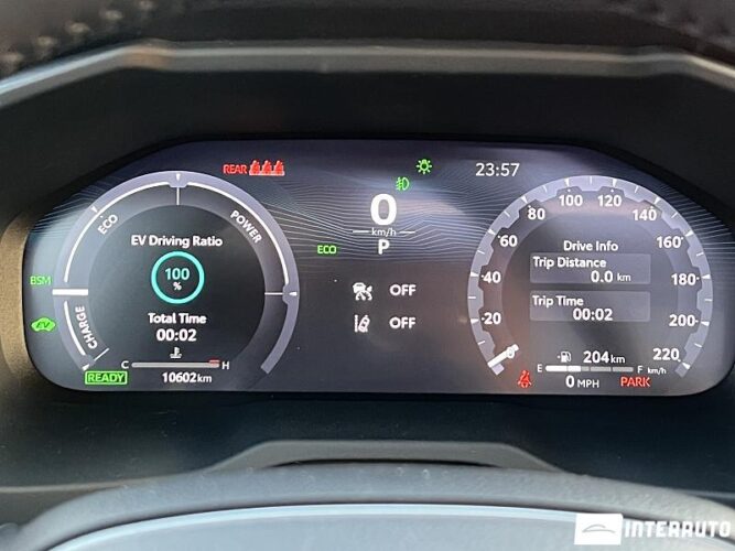 Toyota Rav-4 52 interauto-car