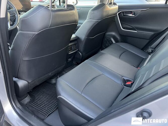 Toyota Rav-4 62 interauto-car