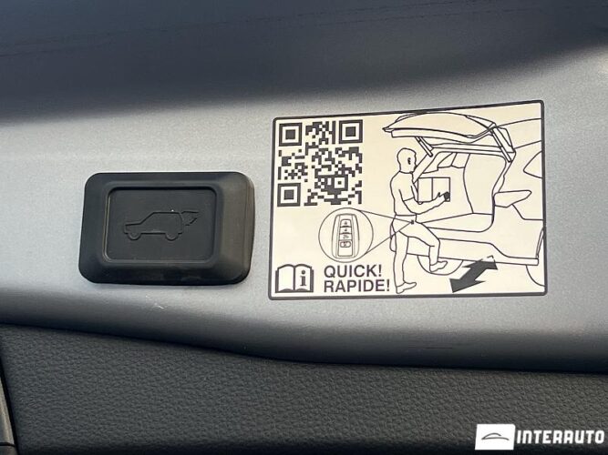 Toyota Rav-4 67 interauto-car