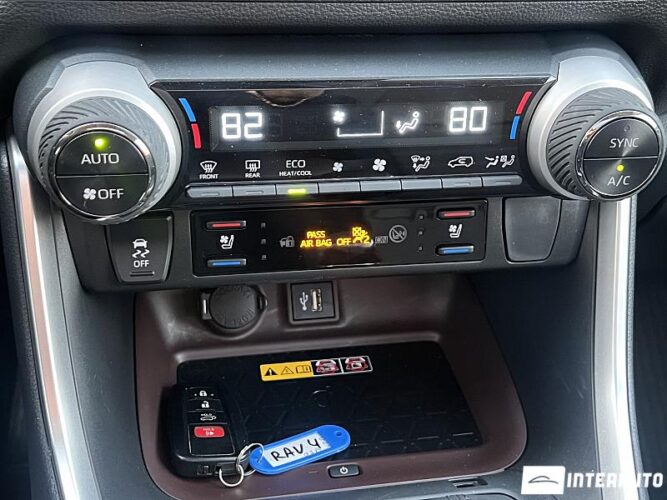 Toyota Rav-4 56 interauto-car