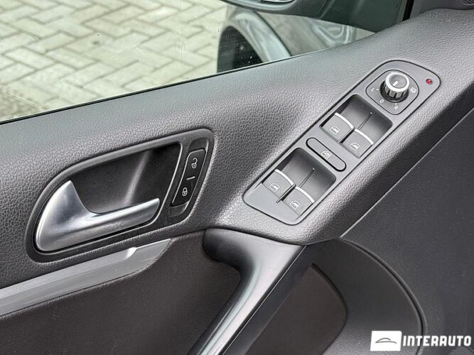 Volkswagen Tiguan 43 interauto-car