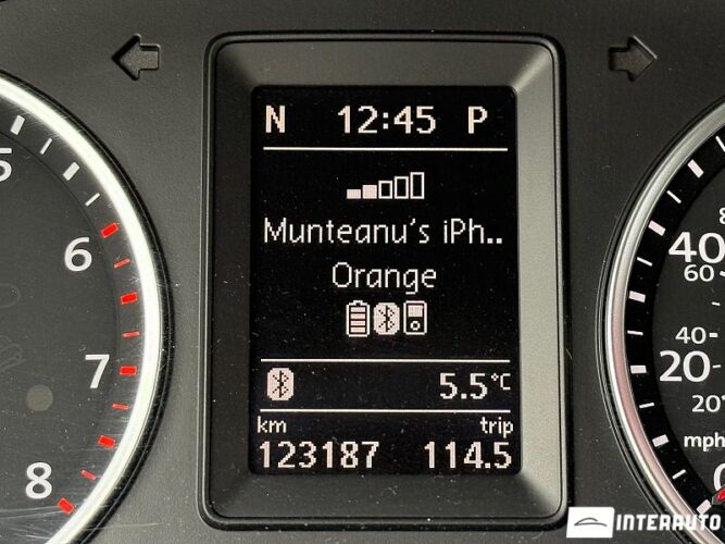 Volkswagen Tiguan 37 interauto-car