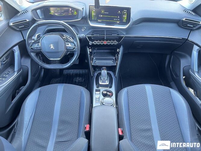 Peugeot 2008 36 interauto-car