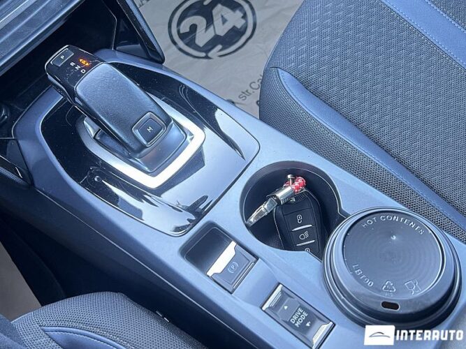 Peugeot 2008 42 interauto-car