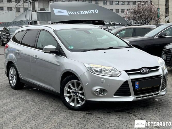 Ford Focus 30 interauto-car