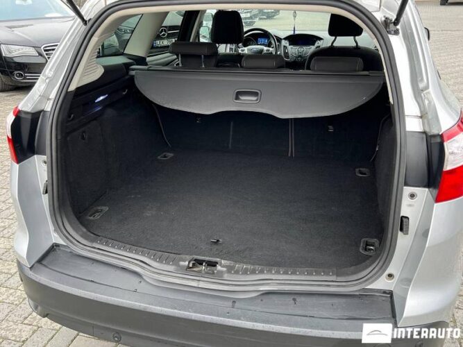 Ford Focus 43 interauto-car