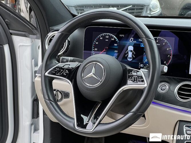 Mercedes E 350 42 interauto-car