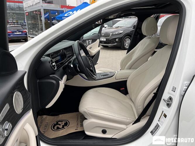 Mercedes E 350 40 interauto-car