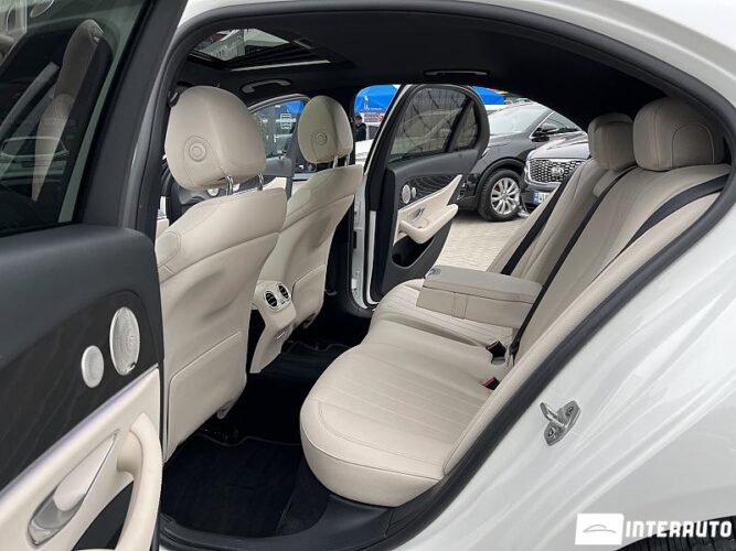 Mercedes E 350 48 interauto-car