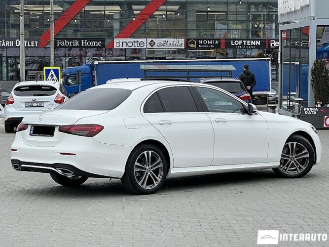 Mercedes E 350 38 interauto-car