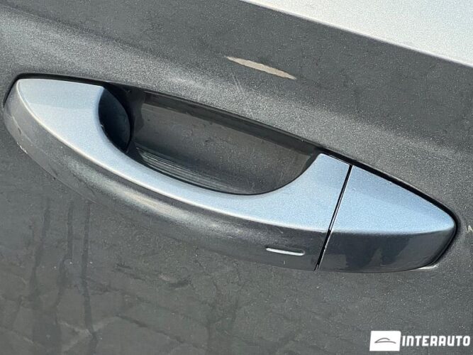 Skoda Superb 38 interauto-car