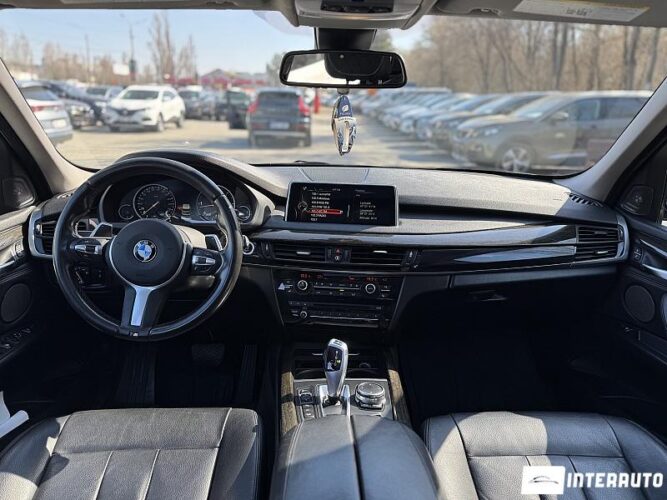 BMW X5 4.0D 55 interauto-car