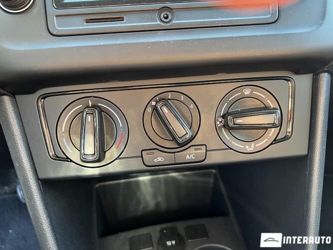 Volkswagen Polo 40 interauto-car