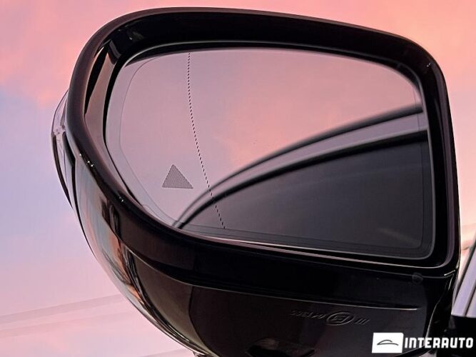 Mercedes E 220 39 interauto-car