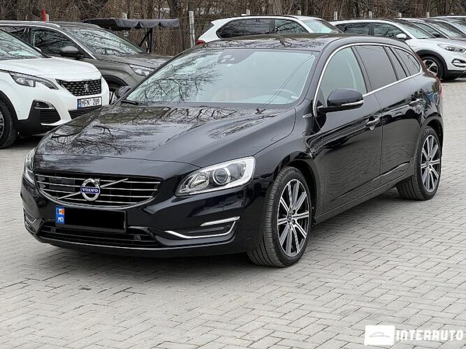 Volvo V 60 28 interauto-car