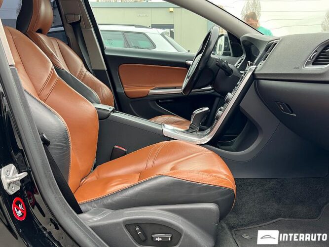 Volvo V 60 40 interauto-car