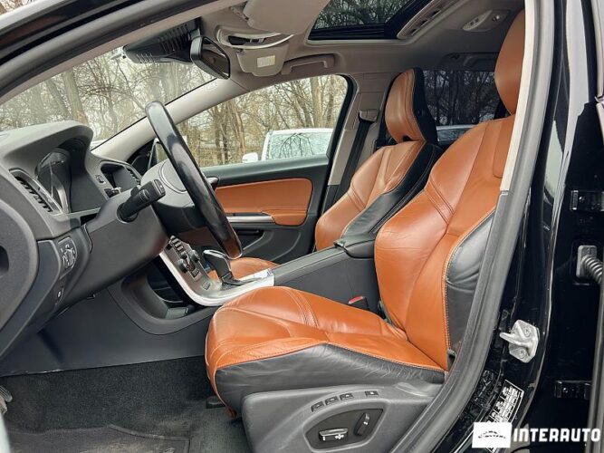 Volvo V 60 35 interauto-car