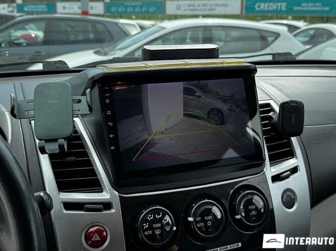 Mitsubishi Pajero Sport 40 interauto-car